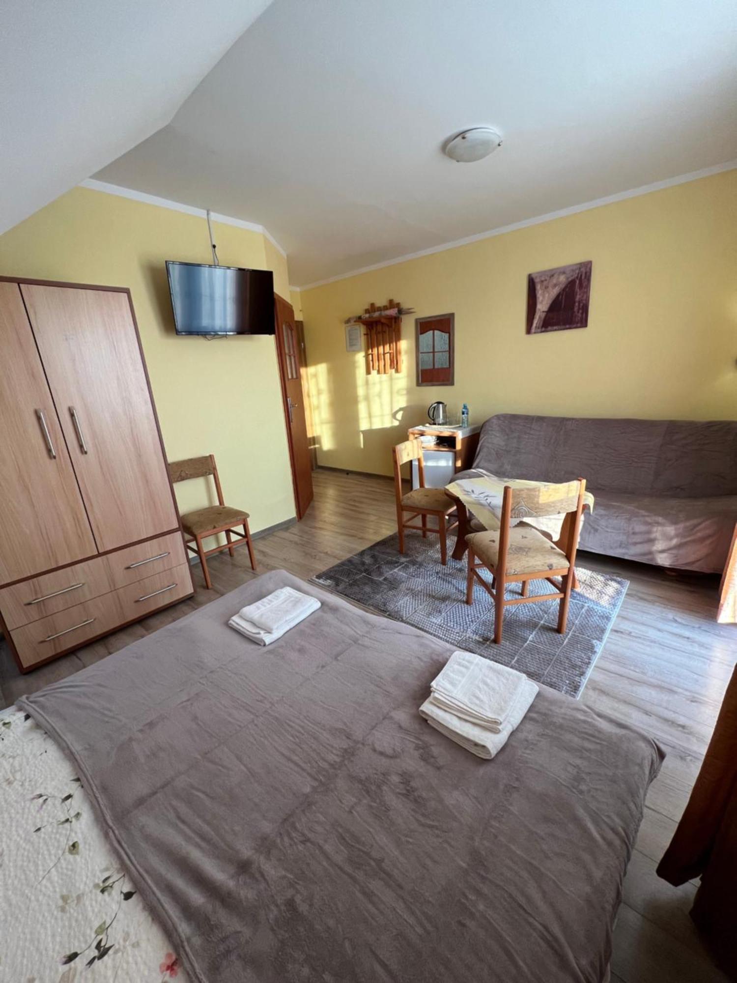 Pokoje Goscinne "U Oli" Wladyslawowo Bagian luar foto