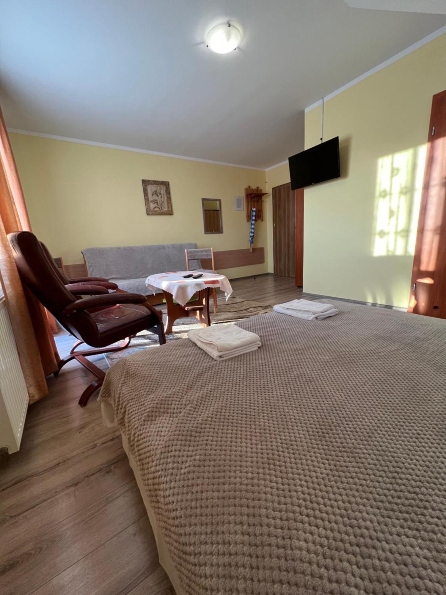 Pokoje Goscinne "U Oli" Wladyslawowo Bagian luar foto